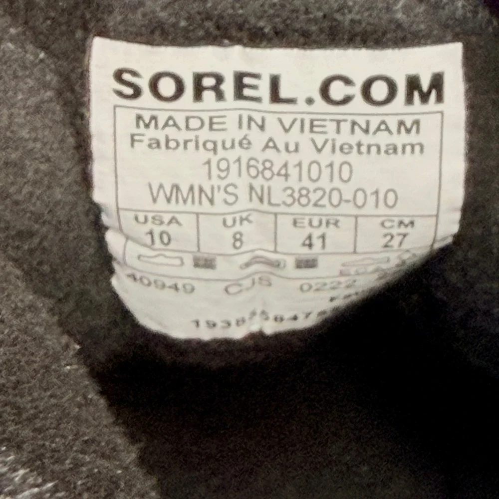 Sorel Whitney II Short Lace Boots Women 10 Black Waterproof Faux Fur Snow NL3820